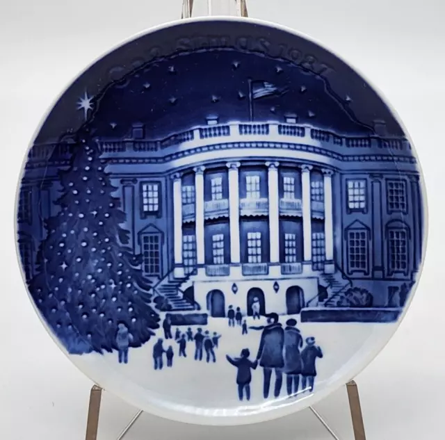 Bing & Grondahl Christmas Eve At The Whitehouse 13cm Display Plate 1987 Denmark