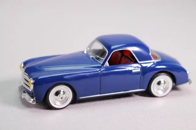 DA203 Altaya 1/43 Simca 8 sport 1952 bleu Les belles années Simca 3