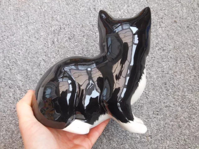 Just Cats & Co Black & white pottery cat 3