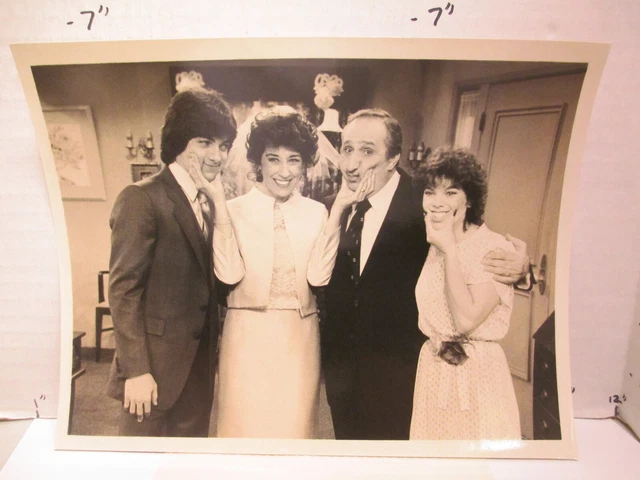 ABC TV studio show promo photo 1980s HAPPY DAYS Erin Moran Scott Baio wedding