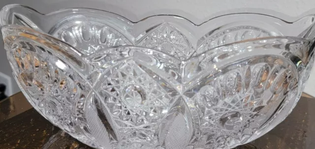 Large European Style Cut Crystal Glass Oval Boat Shape Centerpiece Fruit Bowl