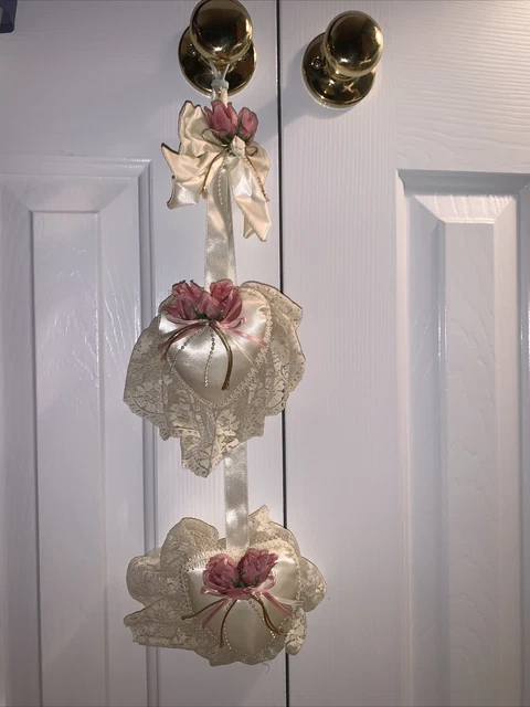 Vtg House Of Lloyd Heart Wall Decoration Victorian Lace Hearts Satin Ornament 21