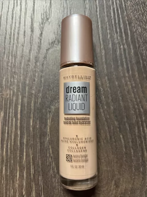 Maybelline New York Dream Radiant Liquid Hydrating Foundation 30 Ivory Beige