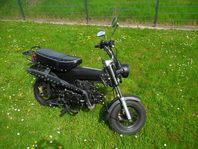 Sky Max ST 125 (Honda Dax Nachbau)