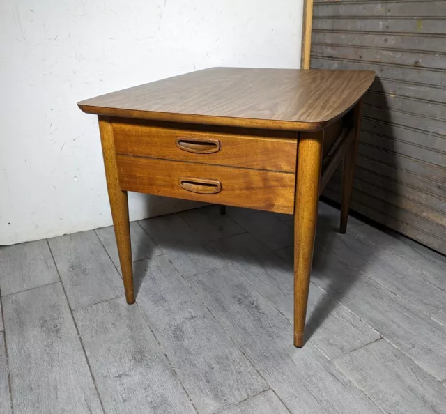 Vintage Lane Mid Century Modern Walnut & Formica 1-Drawer End Table