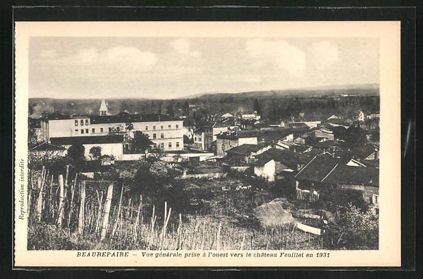 CPA Beaurepaire, vue generale prise a l´ouest vers le chateau Feuillet en 1931