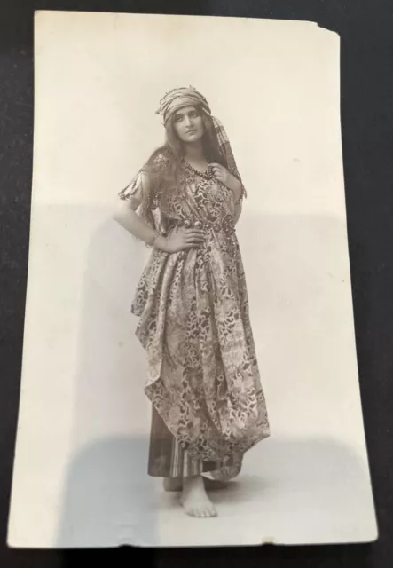 Postcard Bedouin Woman old Postcard Unused Split Back No Stamp RCCP