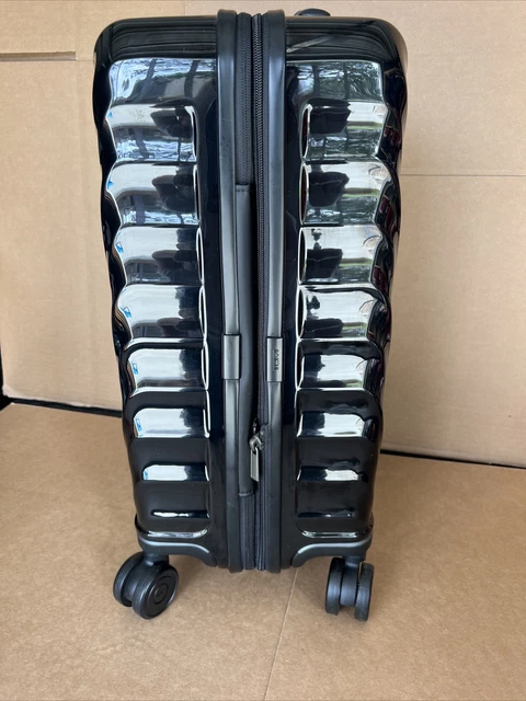 Tumi 19 Degree International Expandable 4 Wheeled Carry-On Suite case Black $695 11