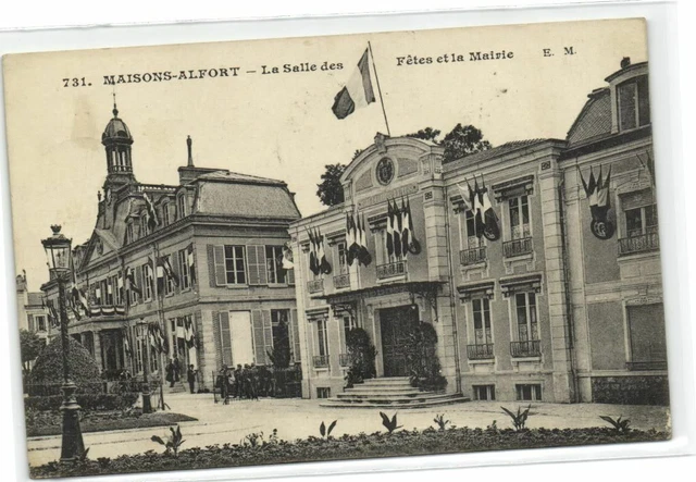 1 CPA 94 Val de Marne Creteil Maisons-Alfort La Salle des Fetes et la Maivie