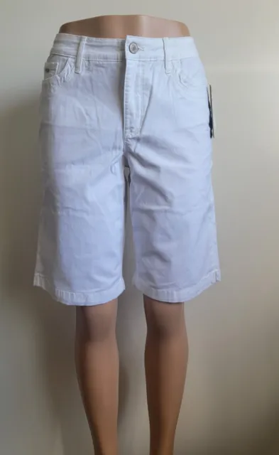Nine West Women’s Bermuda  Jeans Shorts Size 12, White Soft Stretch FREE SHIP