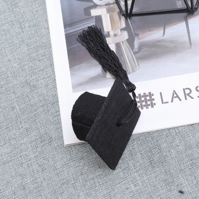 Ensemble De 6 Pièces Comprenant Mortier De Graduation 2025, Diplôme, Cravate. Décoration De