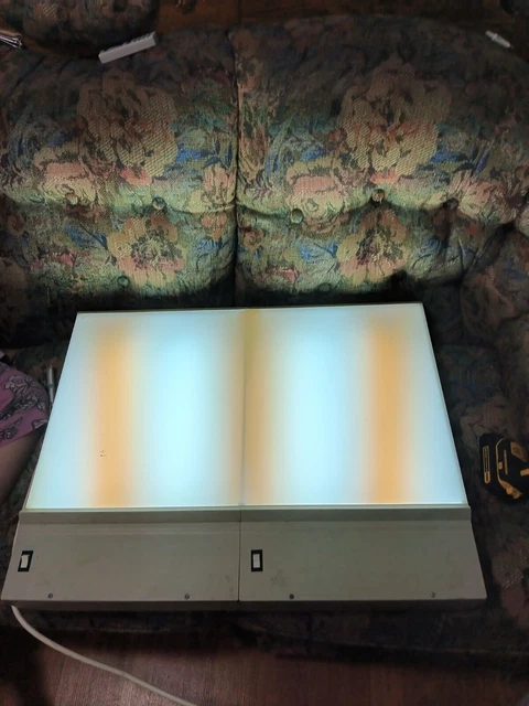 Wolf X-ray Illuminator 28x 16 1/2 screen