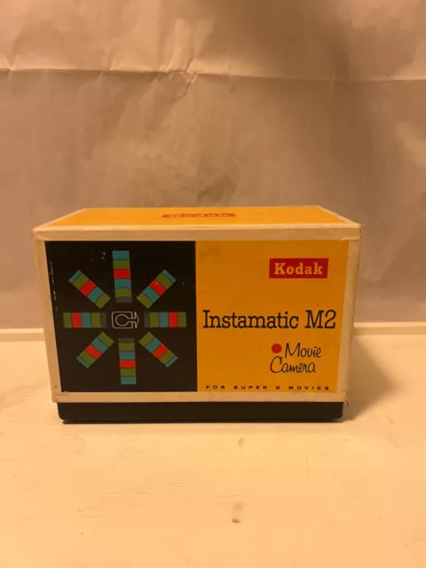 De colección The First Super8 | Cámara de cine Kodak Instamatic M2 con caja