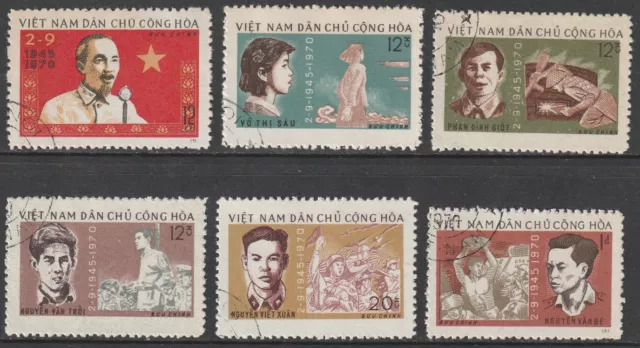 Vietnam Mi. 628/33  "25 Jahre Demokratische Republik Vietnam"  gestempelt