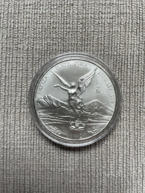 2000 Mexican Silver Libertad 1 Oz .999 Silver Coin in Capsule
