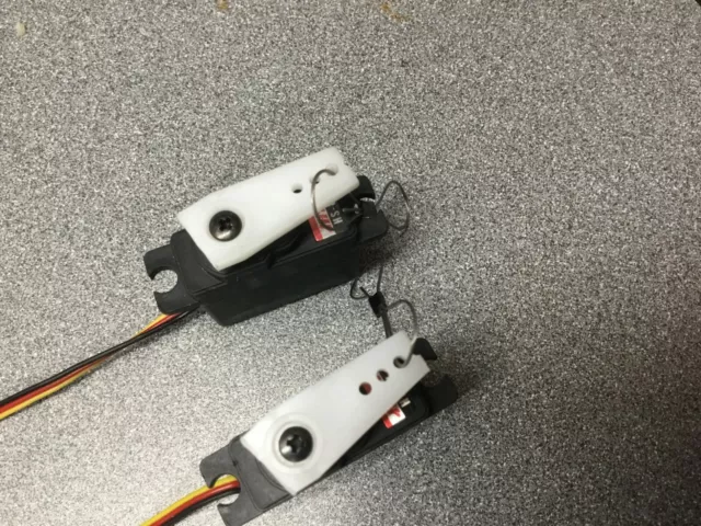 2 pack  HiTec HS-81 Mini Servo