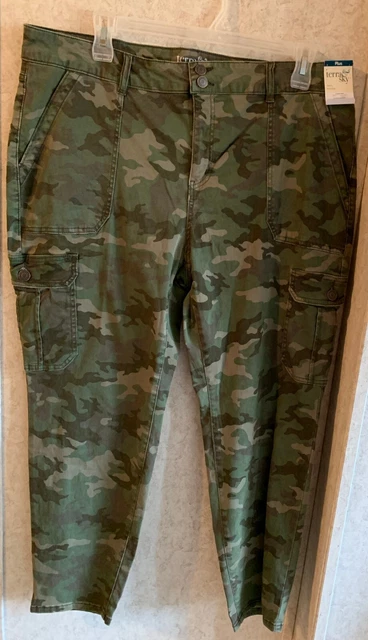 Terra & Sky Women's Plus Size Camo Jeggings 