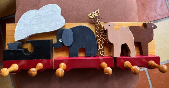 Norgut guardaroba per bambini locomotiva elefante giraffa cammello dromedario 6 ganci