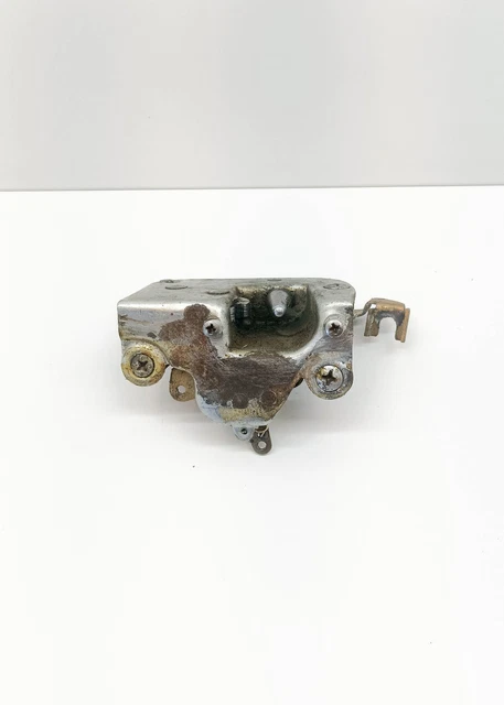 Seau De Serrure De Porte Avant Gauche - Compatible Renault Master, Clio, Trafic III - Référence OEM 7701209836 - Métal Et Plastique Pour Une Sécurité Renforcée