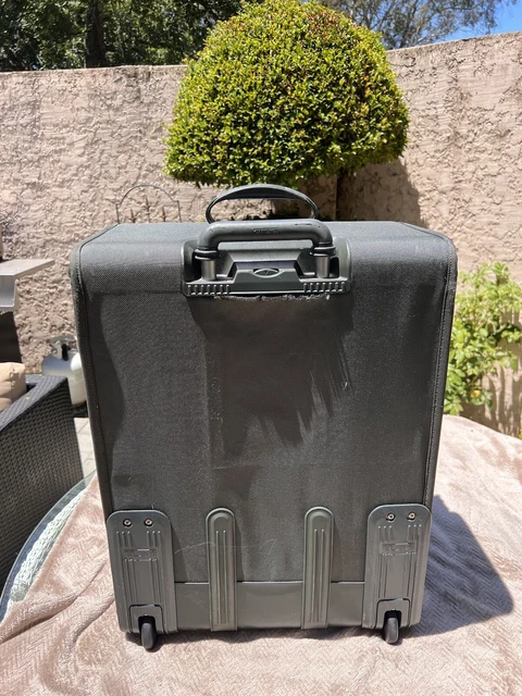 tumi alpha olive green nylon upright rolling large 24” suitcase 2244m3 4