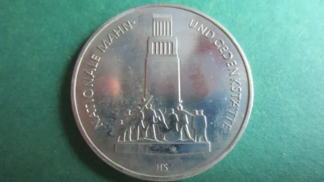 Medal GDR 1975 Weimer 1000 Years And Mahn-Und Memorial IN Vz-Unc (7210)