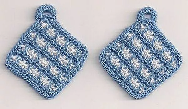 Topflappen mini Gr.3,5 x 3,5 cm für die Puppenstube