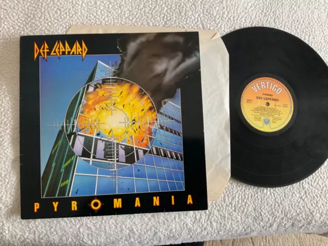 Pyromania Vertigo Def Leppard Vinyl LP Record  Vertigo VERS 2 EX