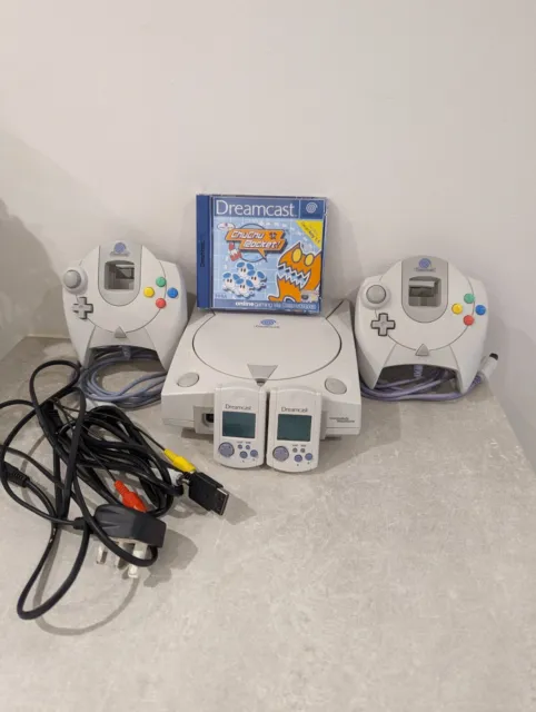 Sega Dreamcast Bundle With 2 Controllers, Visual Memory And ChuChu Rocket!