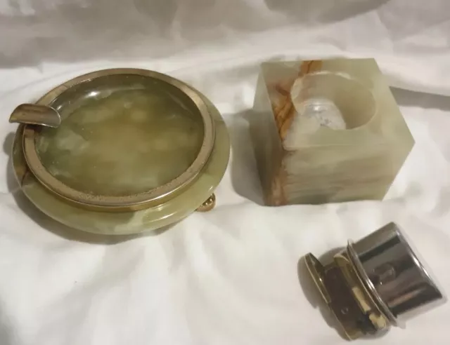 Green Onyx/marble Ash Tray And Table Lighter. Pre-owned,   Great Condition.