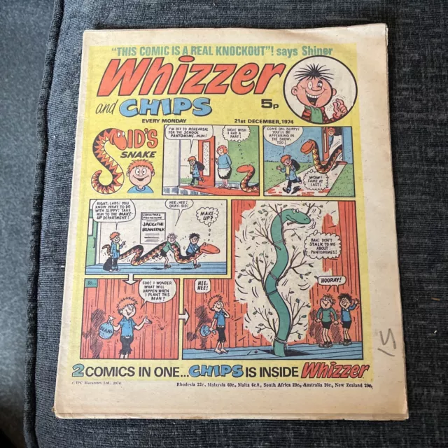 Whizzer And Chips Comic - 21 December 1974