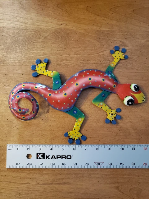 Beautiful Metal Gecko Yellow/Blue/Red Paint Wall Hanging Decoration 13 Inches