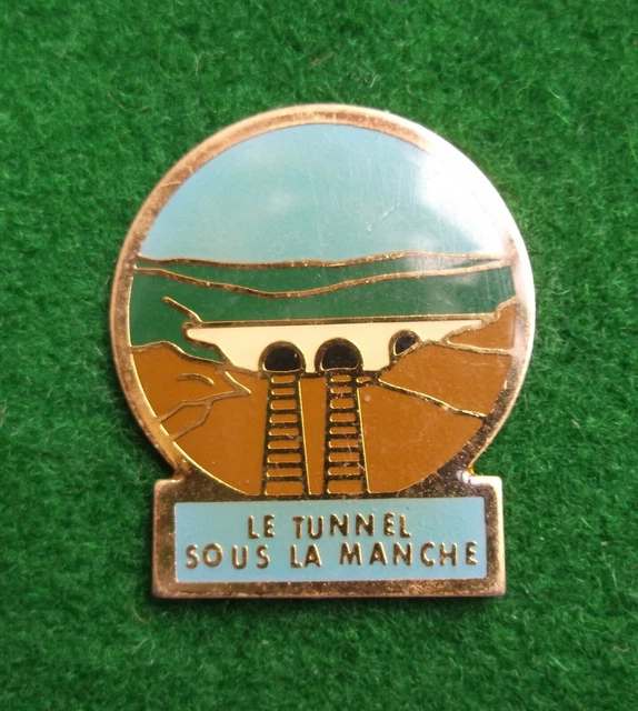 LE TUNNEL SOUS la Manche Channel Tunnel metal pin badge £3.99 PicClick UK