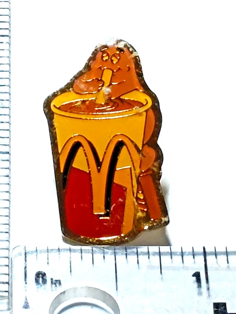McDonald's GRIMACE WITH DRINK Lapel Pin (041123)