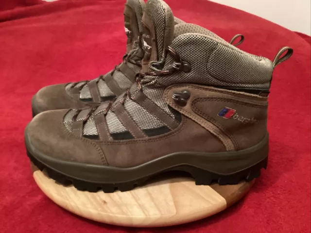 BERGHAUS WOMENS EXPLORER Trail light walking boots Gore Tex Brown UK 7 VGC. 39.99 PicClick UK