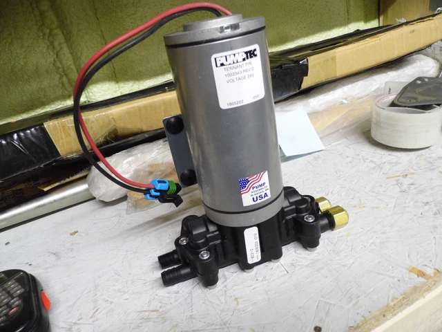 oem TENNANT 24V PUMP OEM # 1042495