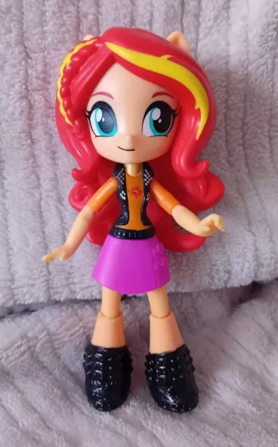 Sunset shimmer mini doll sales