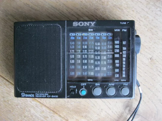 Sony ICF-SW20 Mini Radio MW AM SW FM 2