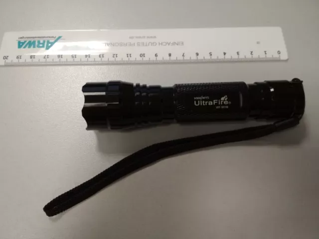 ‎UltraFire UV Taschenlampe WF 501 B mit Ladegerät gebraucht TOP Zustand