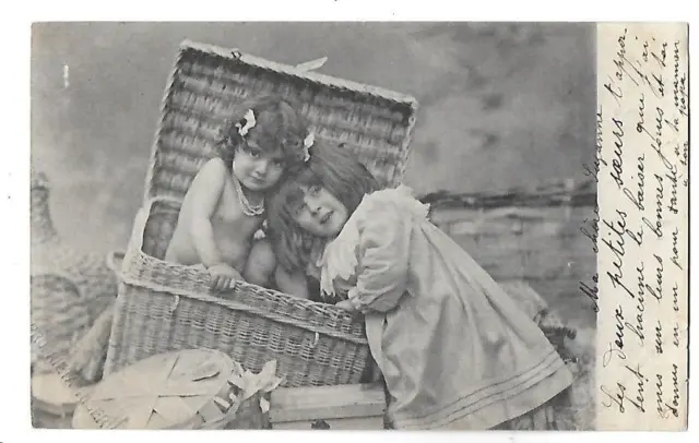 1902 CPA Antique Postcard Portrait of Girls in Rose Trunk