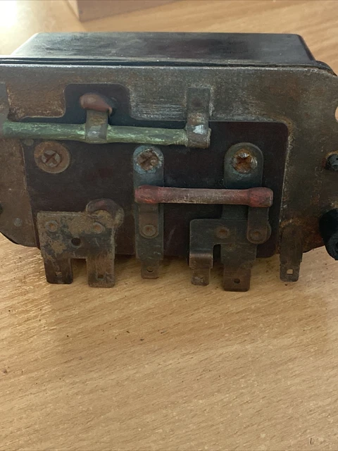 LUCAS RB340 CURRENT VOLTAGE REGULATOR CLASSIC CAR - BENTLEY etc