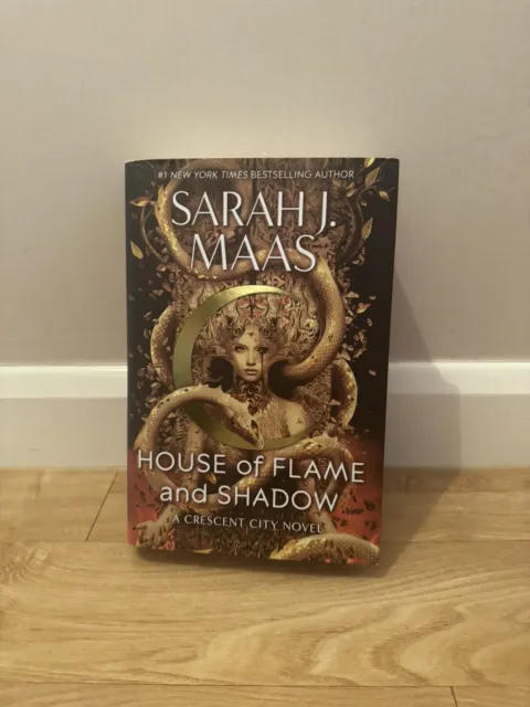 Sarah J. Maas - Digitally Signed - House of Flame and Shadow 1ST ED - Hardcover