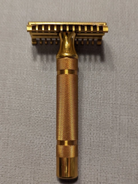Unused Gillette NEW Long Comb Safety Razor DE Antique Vintage Old NOS
