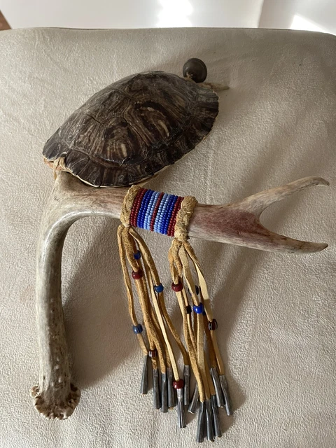 Vintage NATIVE AMERICAN HAND MADE SHAMAN CEREMONY RATTLE! Vintage NATIVE AMERICAN HAND MADE SHAMAN CEREMONY RATTLE!