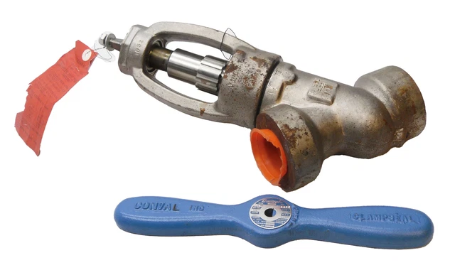 Conval NEW CONVAL F22 Steel Globe Valve 2