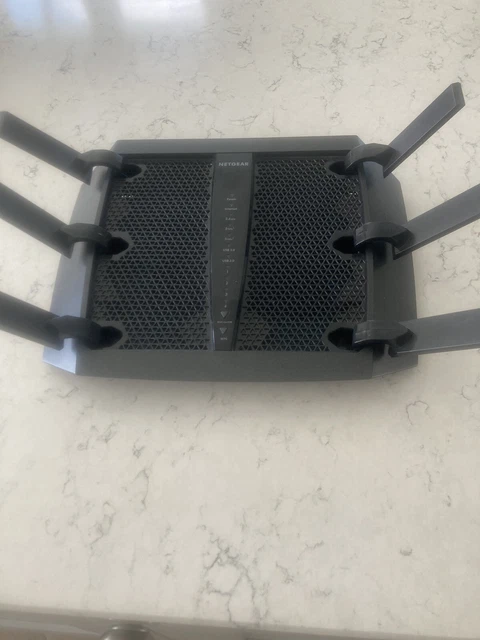  Router VPN Netgear Nighthawk X6 R8000 AC3200 router DD-WRT lampeggiato 