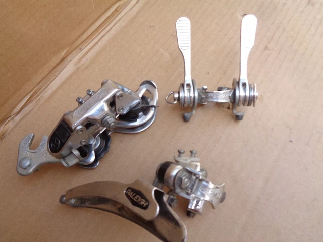 GROUPE DERAILLEURS TRIPLE Sachs-Huret EUR 25,00 - FR