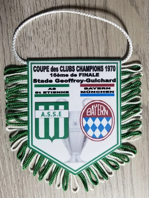badge pin football soccer ASSE Saint-Étienne - Dynamo Kiev URSS 1976