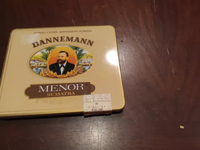 Alte Blechdose  DANNEMANN MENOR SUMATRA 10  SMALL CIGARS El noble cigarro