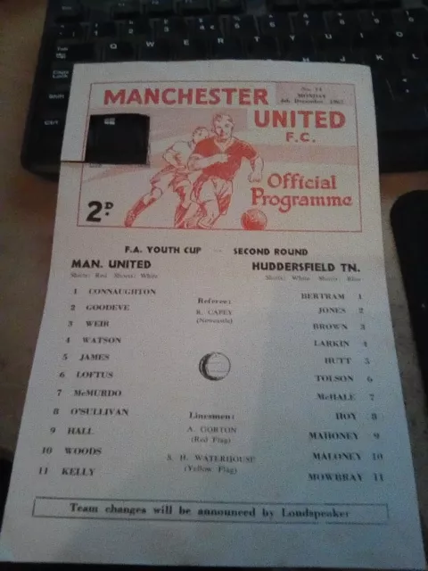 1967/68 FA Youth Cup 2nd Round--Manchester United vs Huddersfield Town