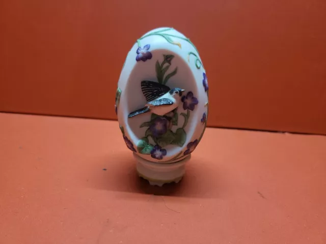 Vintage 1994 Lenox Collectors Society Goldfinch Bird Floral Porcelain Egg